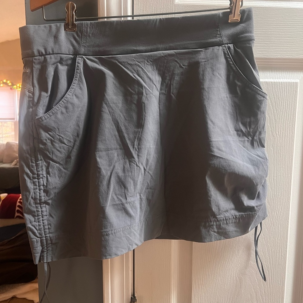 Columbia athletic skirt